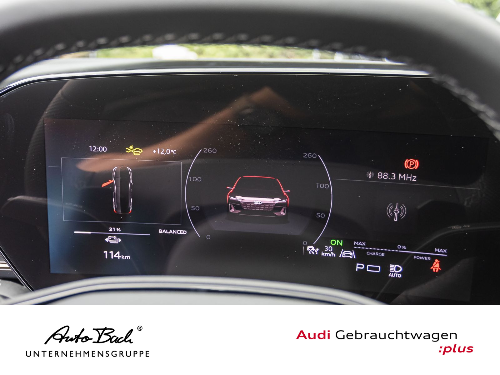Audi A6 Avant e-tron performance Navi LED Panorama HuD ACC AHK