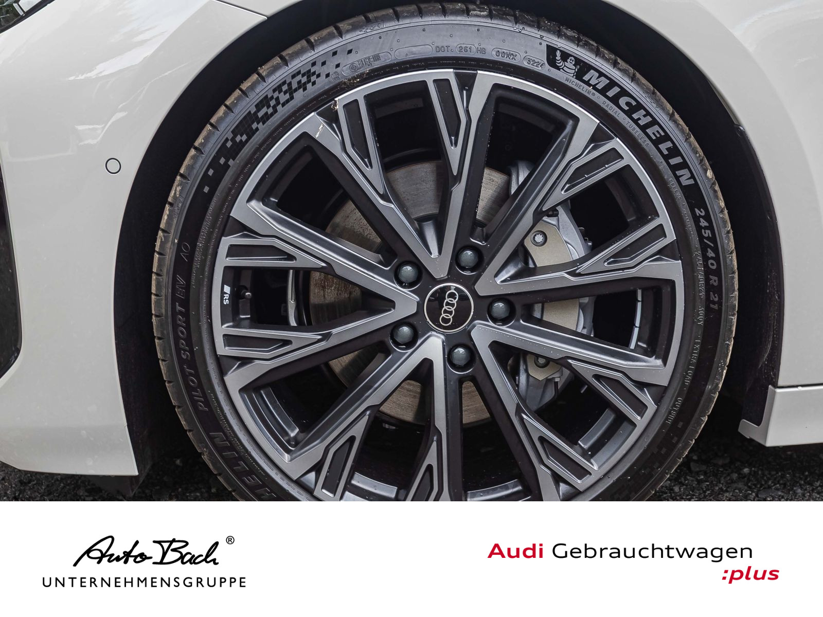 Audi A6 Avant e-tron performance Navi LED Panorama HuD ACC AHK