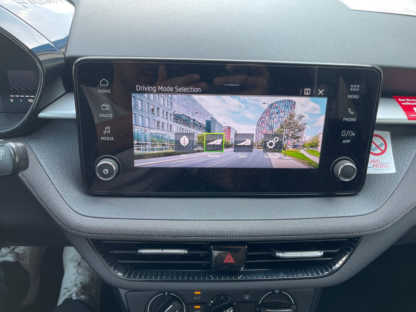 Skoda Fabia 1.0 TSI Tour LED GRA EPH DAB