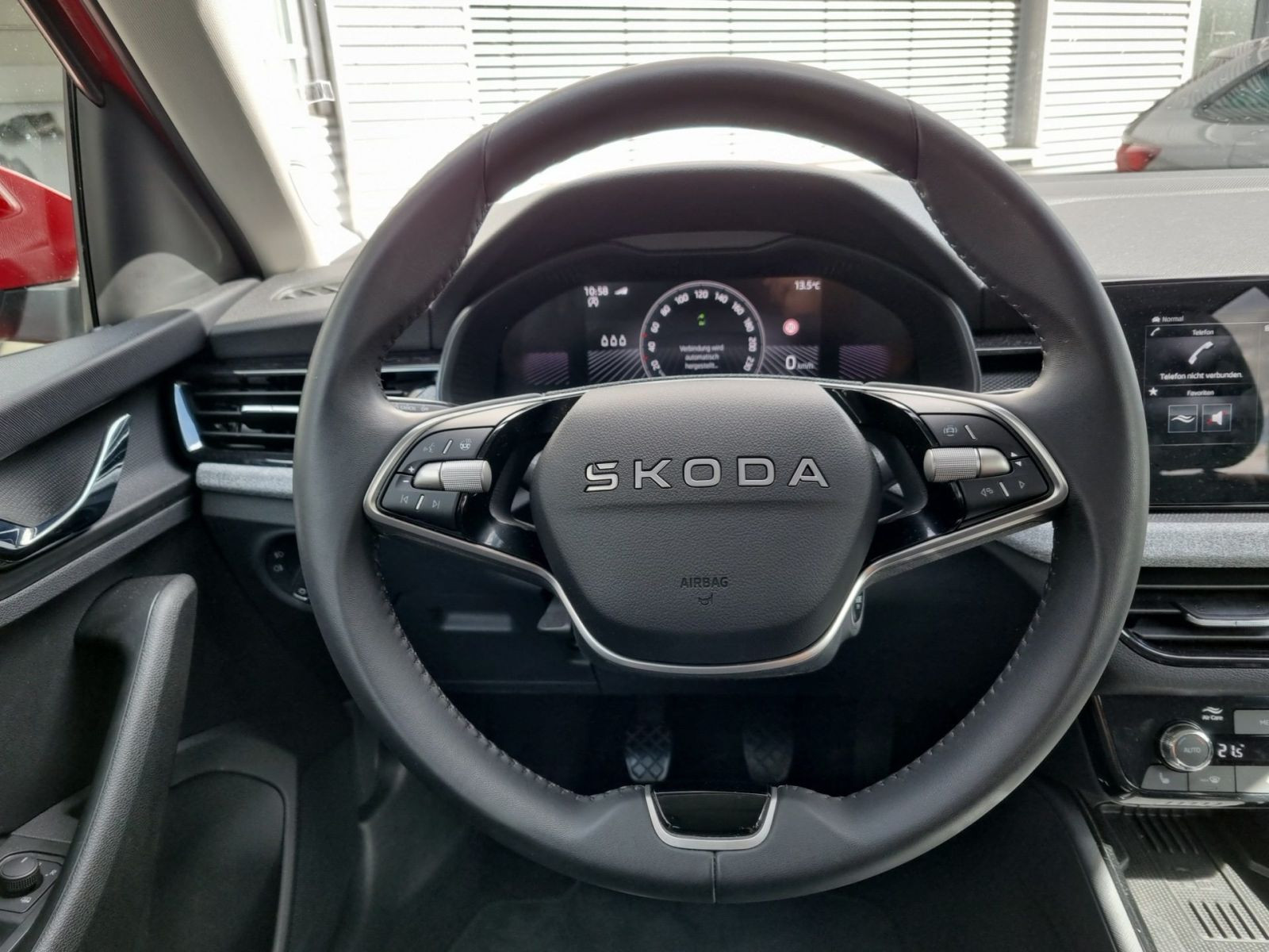 Skoda Kamiq 1.0 TSI Tour LED CarPlay GRA RFK DAB