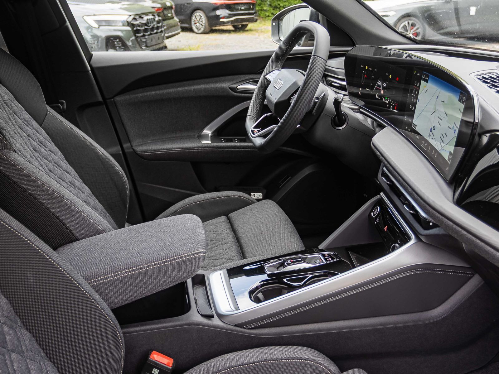 Audi Q5 S-LINE SUV TFSI TECH Standheizung 70.025UPE