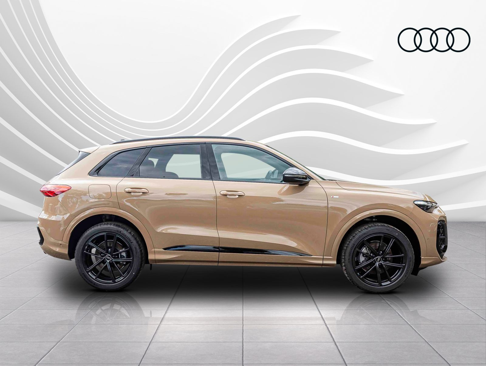 Audi Q5 S-LINE SUV TFSI TECH Standheizung 70.025UPE