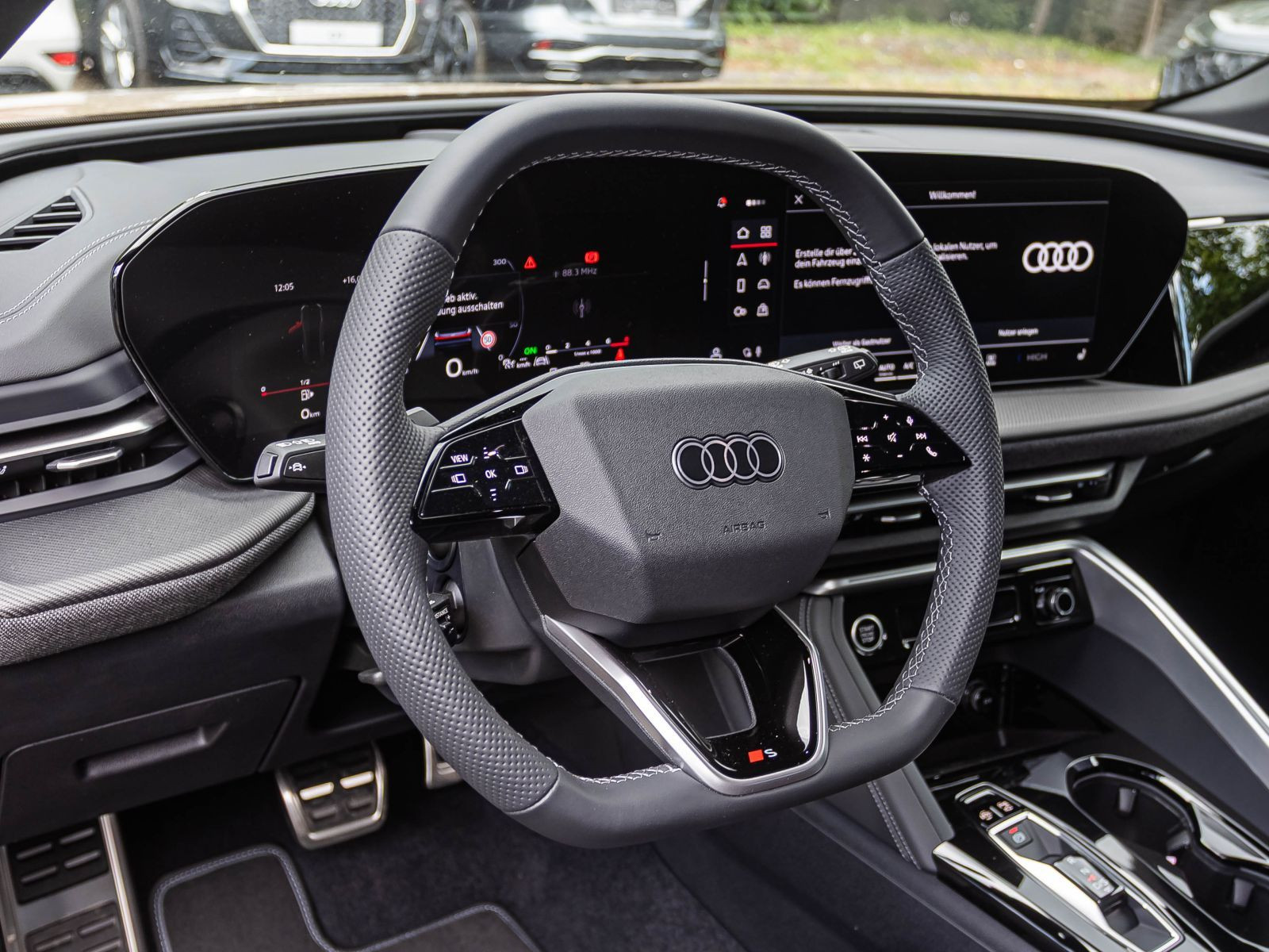 Audi Q5 S-LINE SUV TFSI TECH Standheizung 70.025UPE