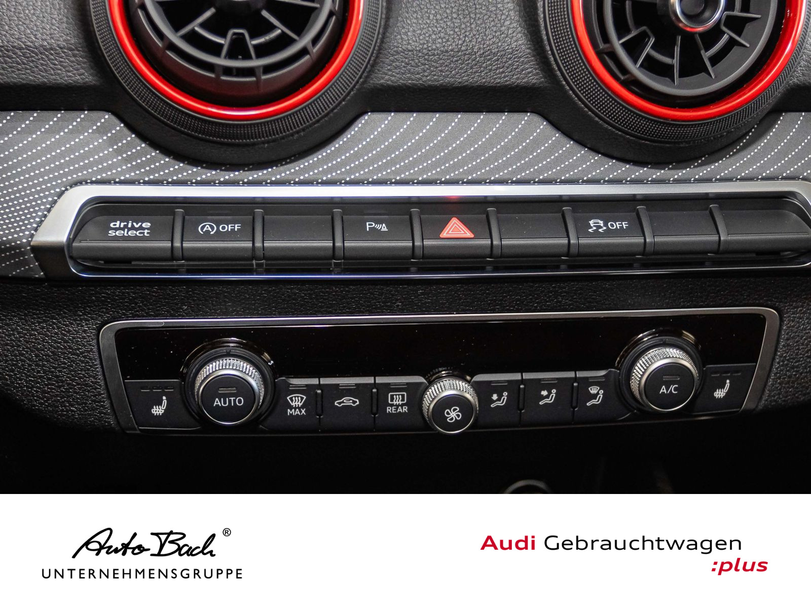 Audi Q2 S line competition 35TFSI Stronic Navi LED Panorama ACC