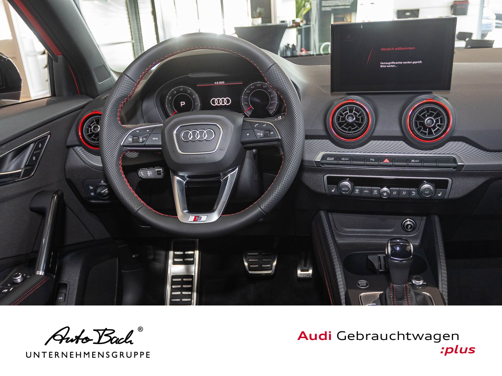Audi Q2 S line competition 35TFSI Stronic Navi LED Panorama ACC