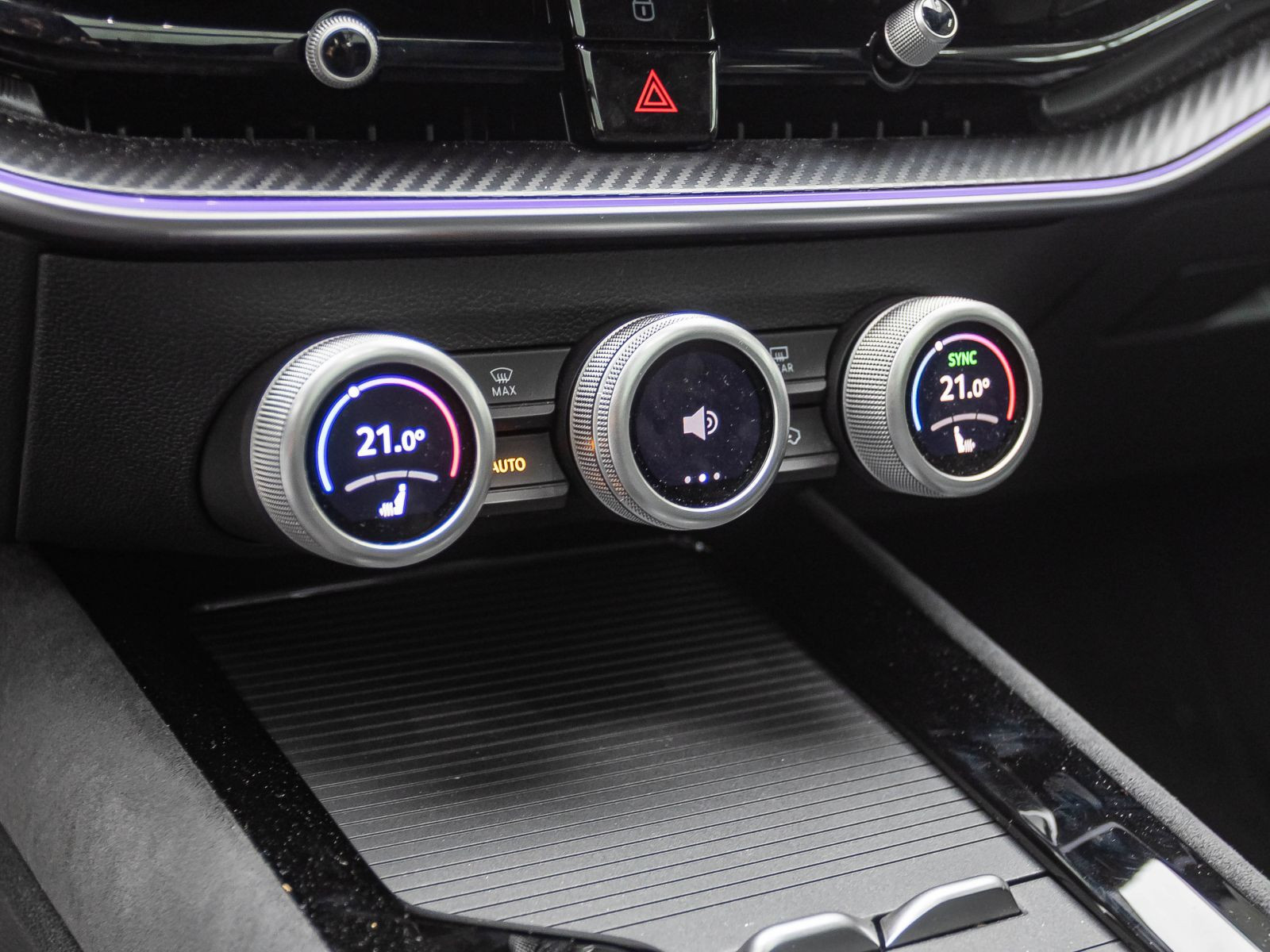 Skoda Superb Combi 2.0TDI Sportline DSG 4x4 Navi LED