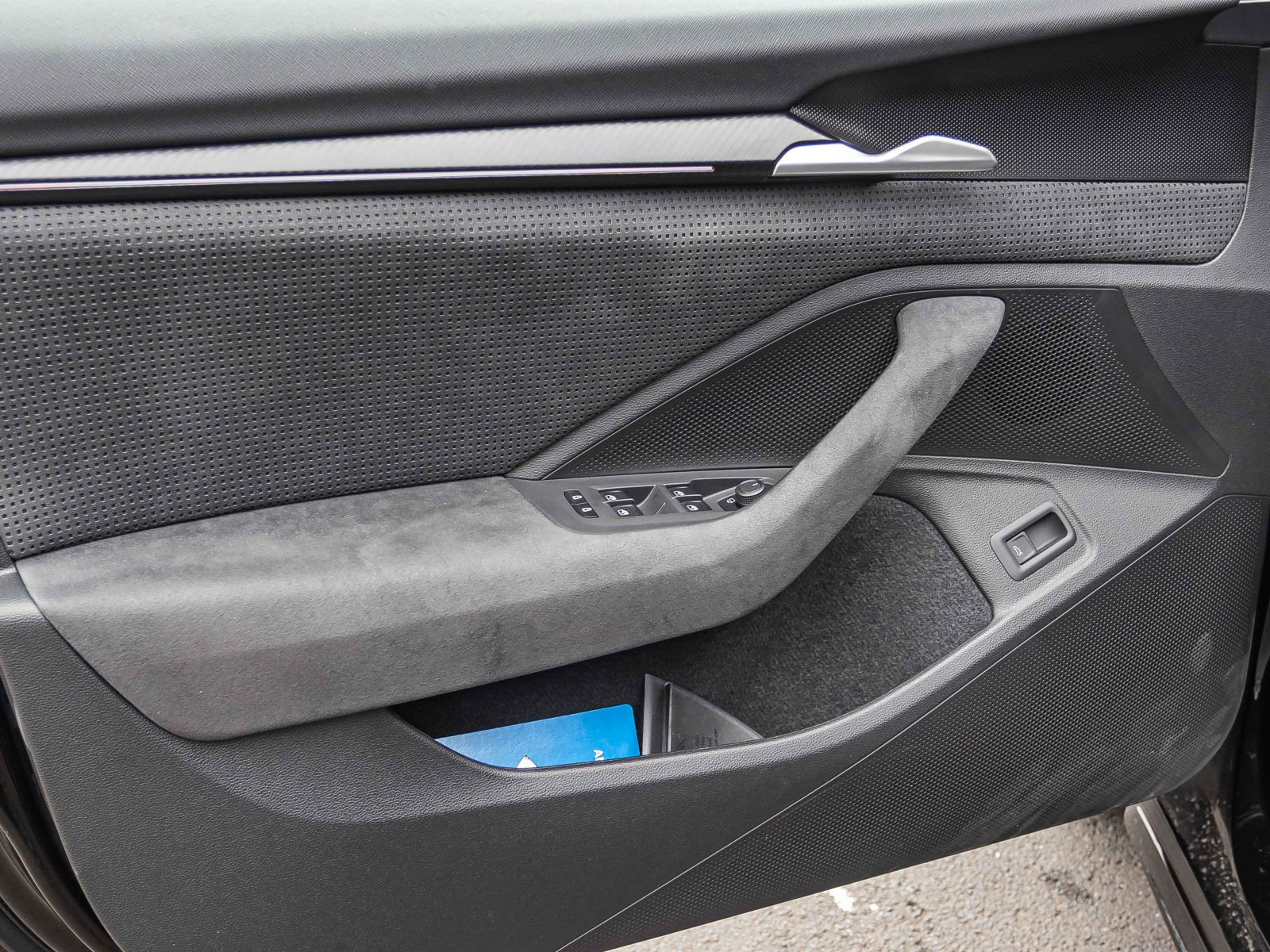 Skoda Superb Combi 2.0TDI Sportline DSG 4x4 Navi LED