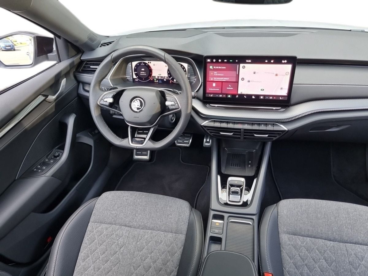 Skoda Octavia Combi 2.0TDI Sportline DSG Navi Panorama