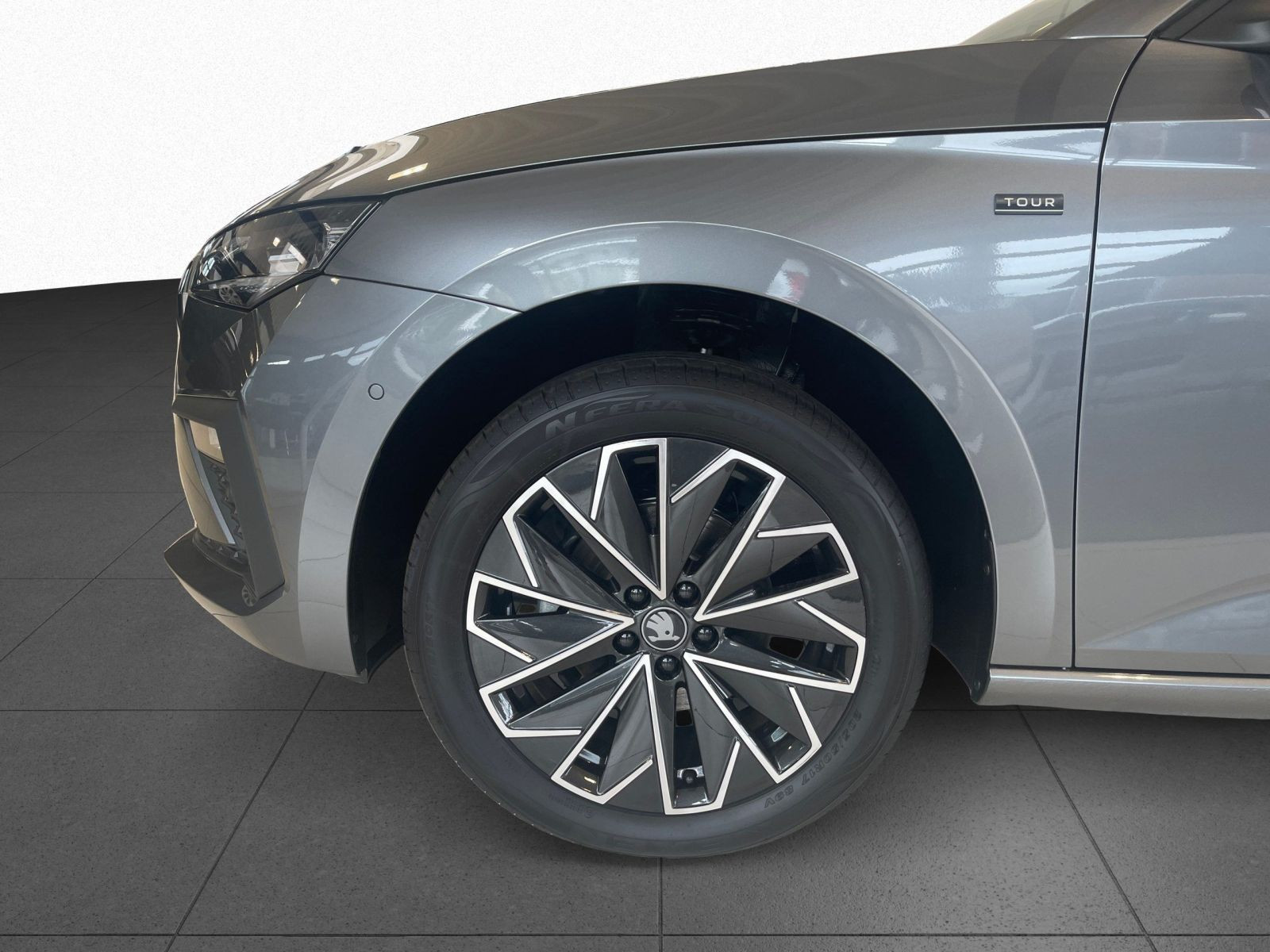 Skoda Scala Tour 1,0 TSI DSG LED KESSY Park Assist