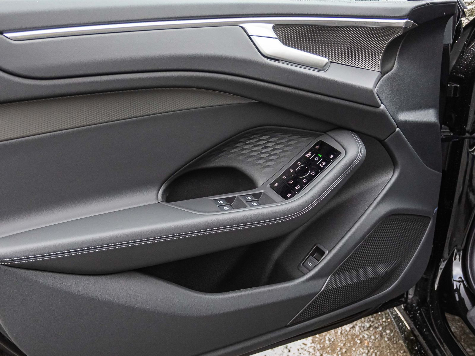 Audi A6 Avant TDI quattro  edition one  Pano Tech-PLUS B&O