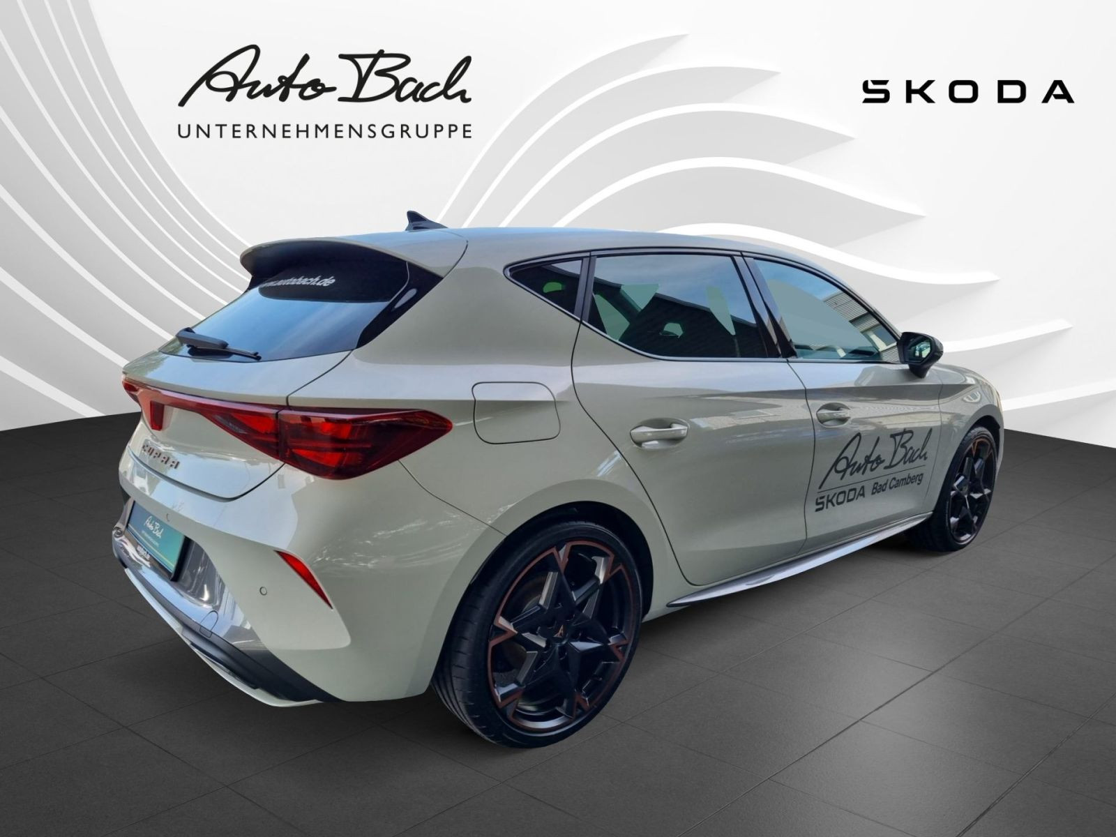 Cupra Leon 1.5 eTSI DSG Navi LED DCC CarPlay ACC RFK