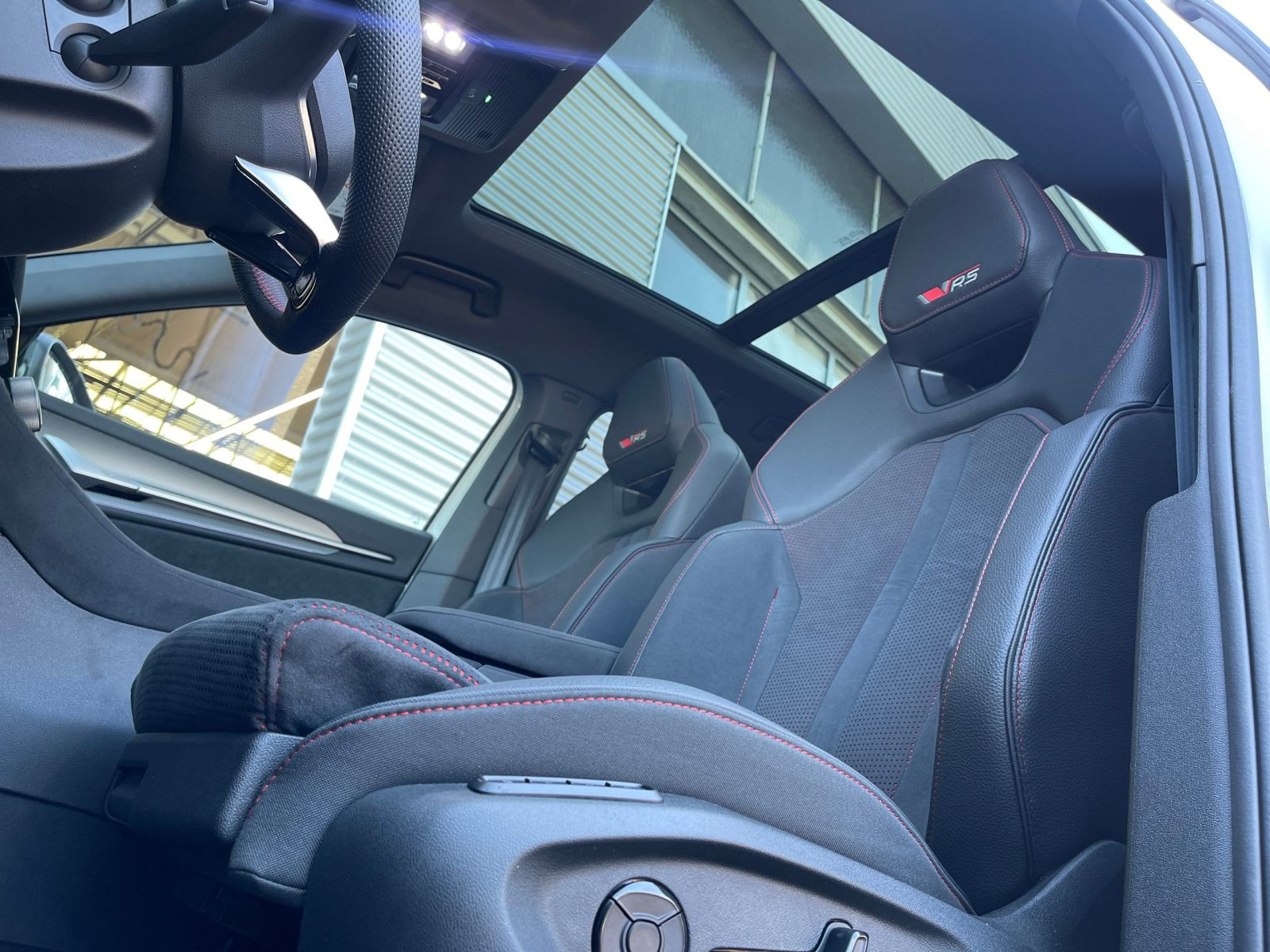 Skoda Kodiaq RS 2.0TSI DSG 4x4 Navi Standhzg Panorama