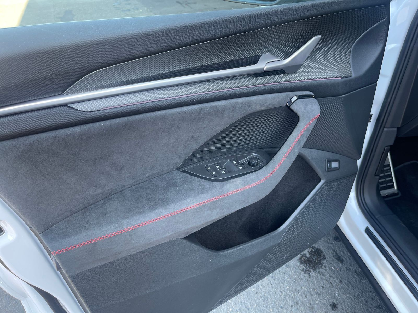 Skoda Kodiaq RS 2.0TSI DSG 4x4 Navi Standhzg Panorama