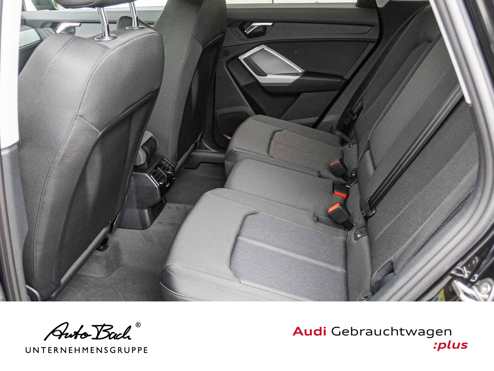 Audi Q3 advanced 35TFSI Stronic Navi LED GRA EPH