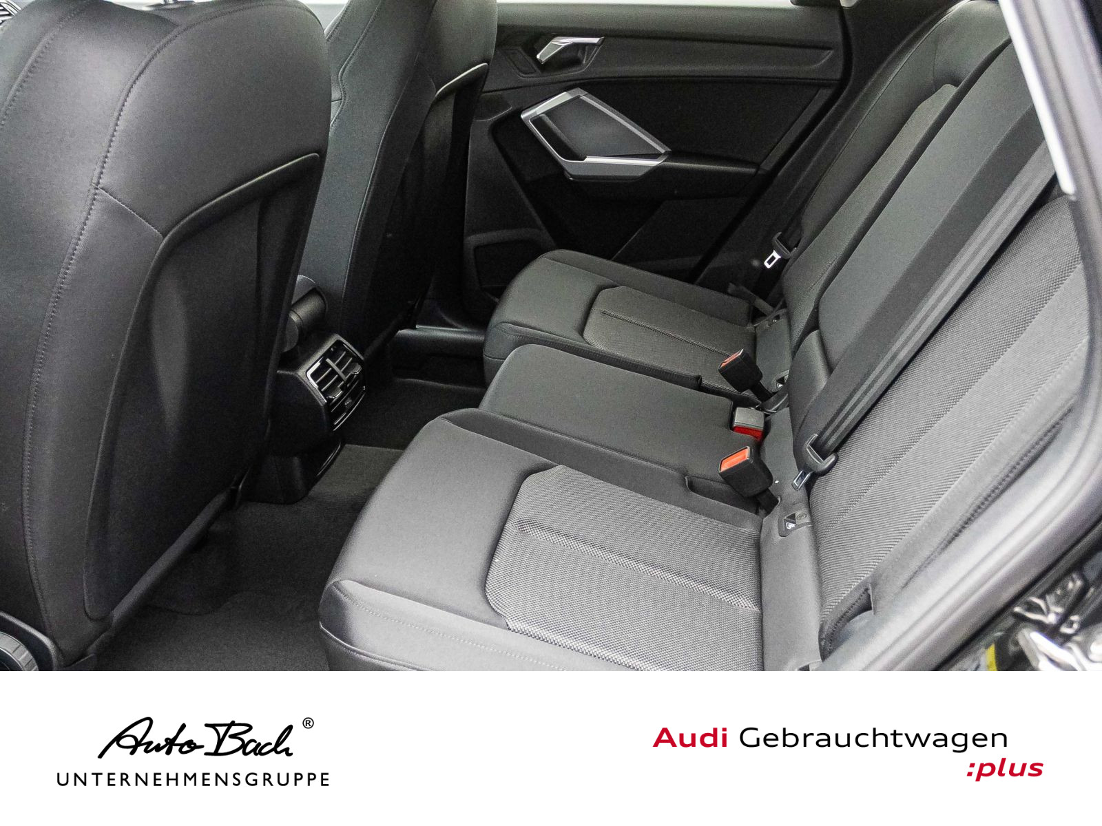 Audi Q3 advanced 35TFSI Stronic Navi LED GRA EPH DAB