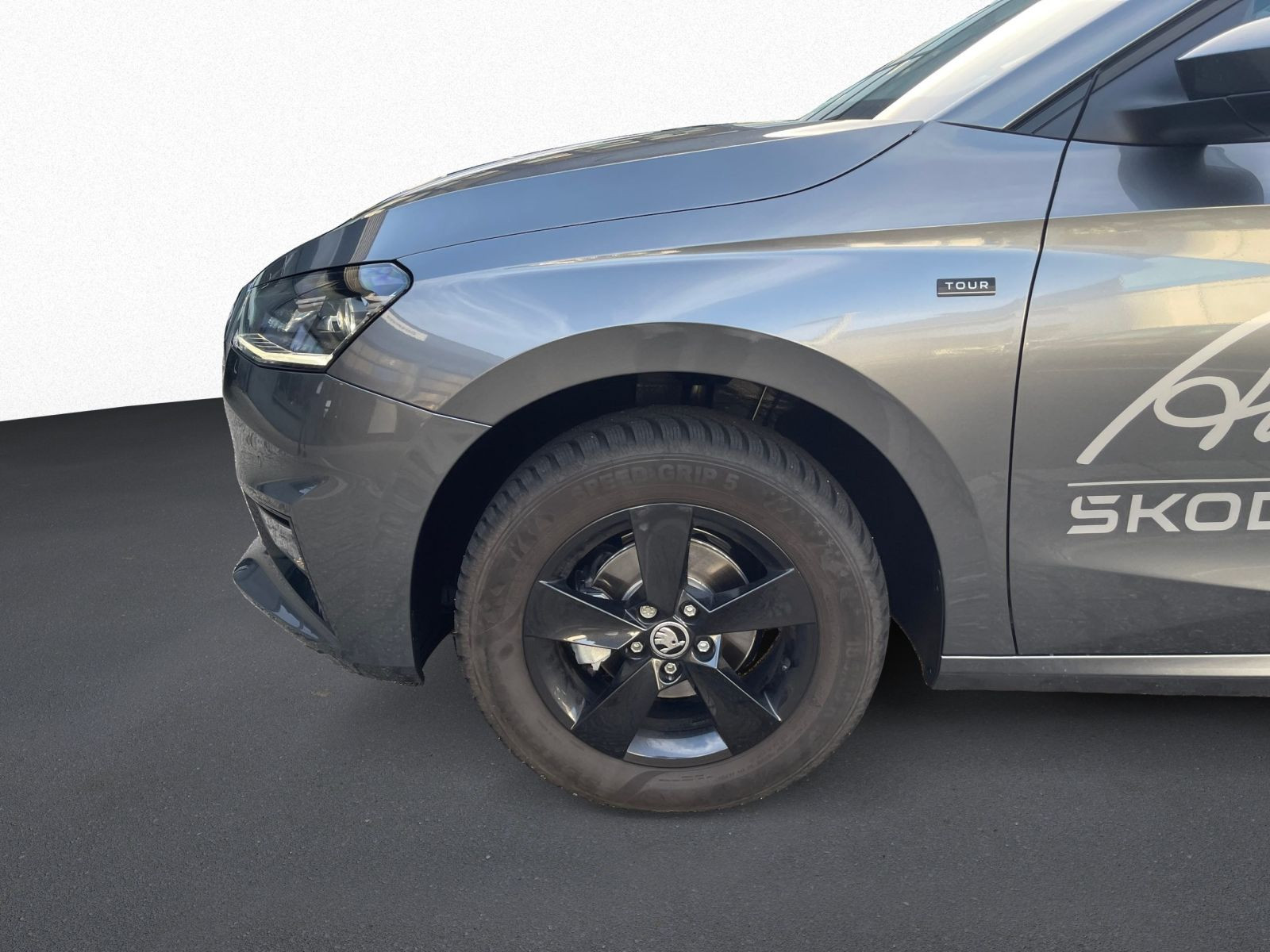 Skoda Fabia 1.0TSI Tour LED Klimaautomatik GRA EPH DAB