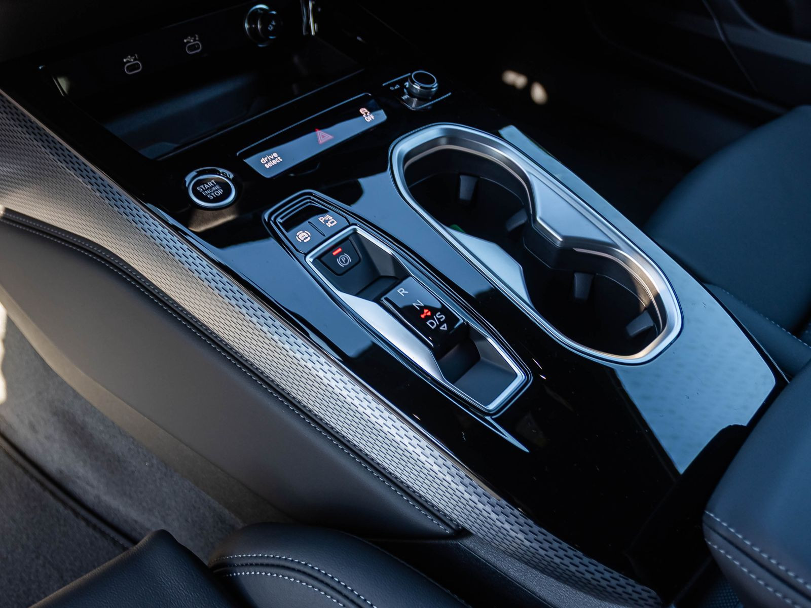 Audi A6 Avant TDI quattro S-Line AHK Allradlenkung B&O Tech-PLUS