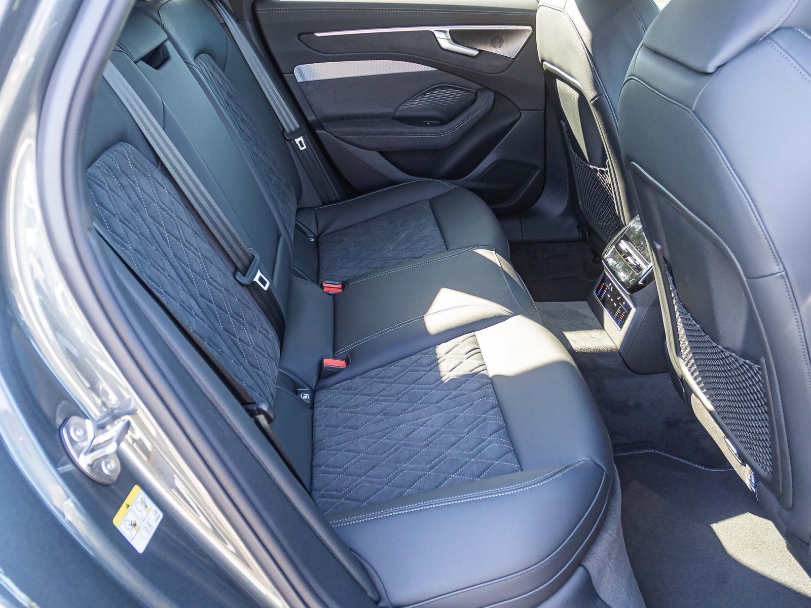 Audi A6 Avant TDI quattro S-Line AHK Allradlenkung B&O Tech-PLUS