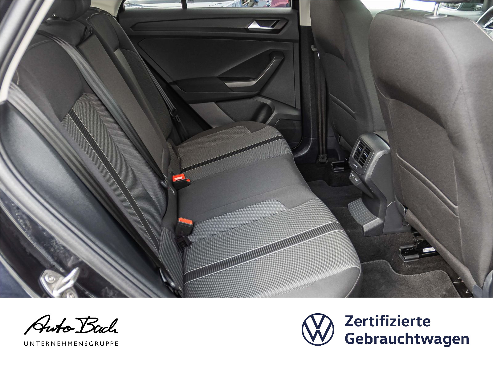 Volkswagen T-Roc 1.0 TSI "Life" Navi LED Digital Cockpit EPH DAB