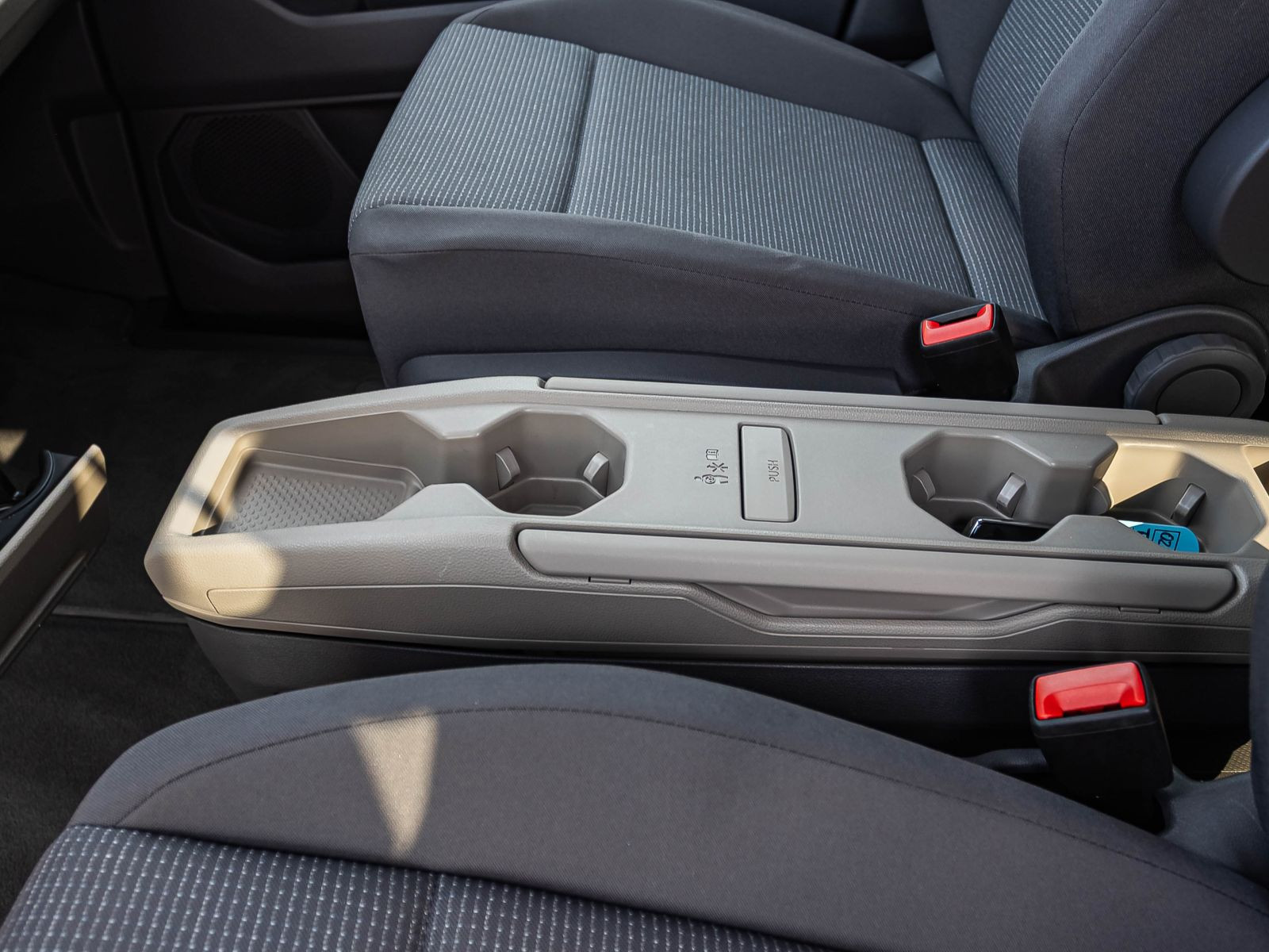 Volkswagen Multivan T7 2.0 TDI DSG LÜ Gute Nacht Paket