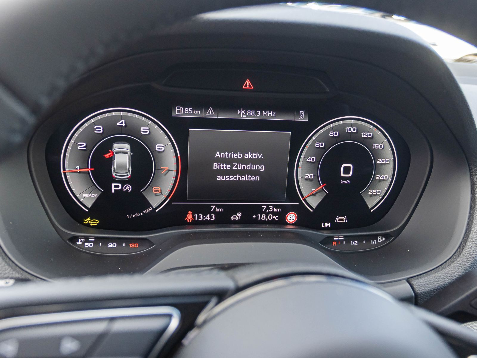 Audi Q2 advanced 35 TFS 150 PS S tronic 18" Assistenz & -Komfort-Paket