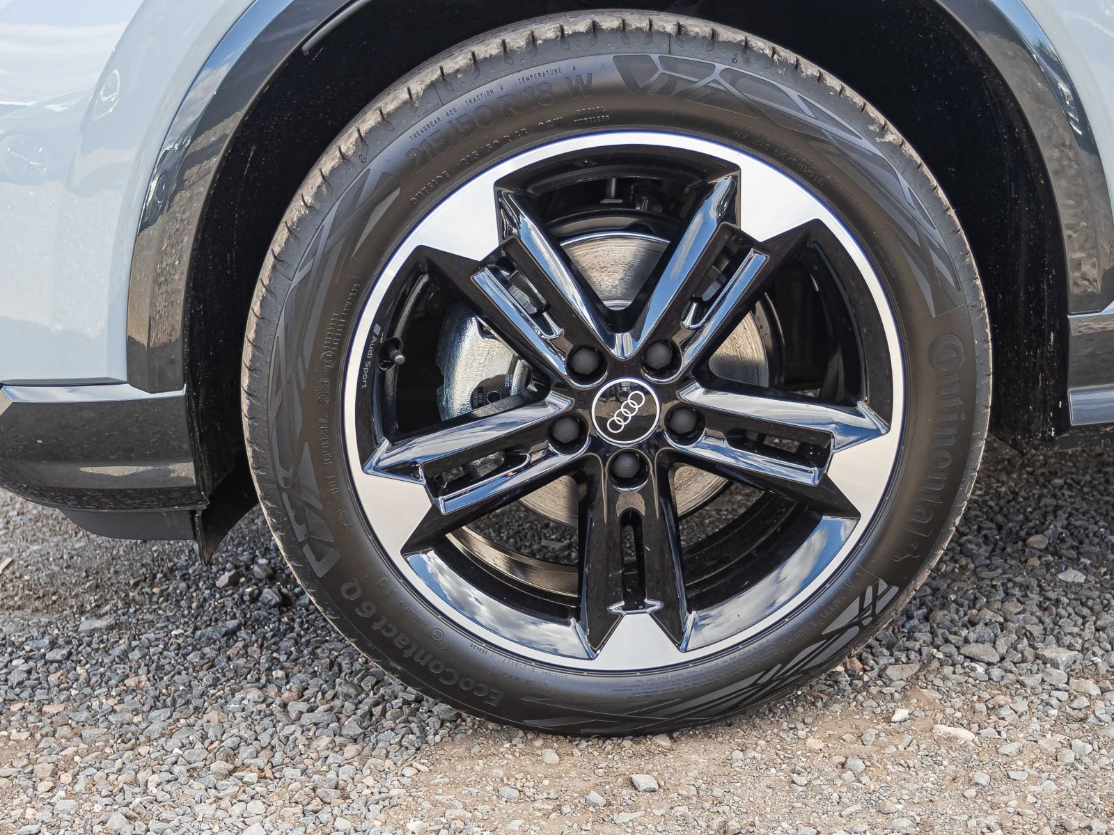 Audi Q2 advanced 35 TFS 150 PS S tronic 18" Assistenz & -Komfort-Paket