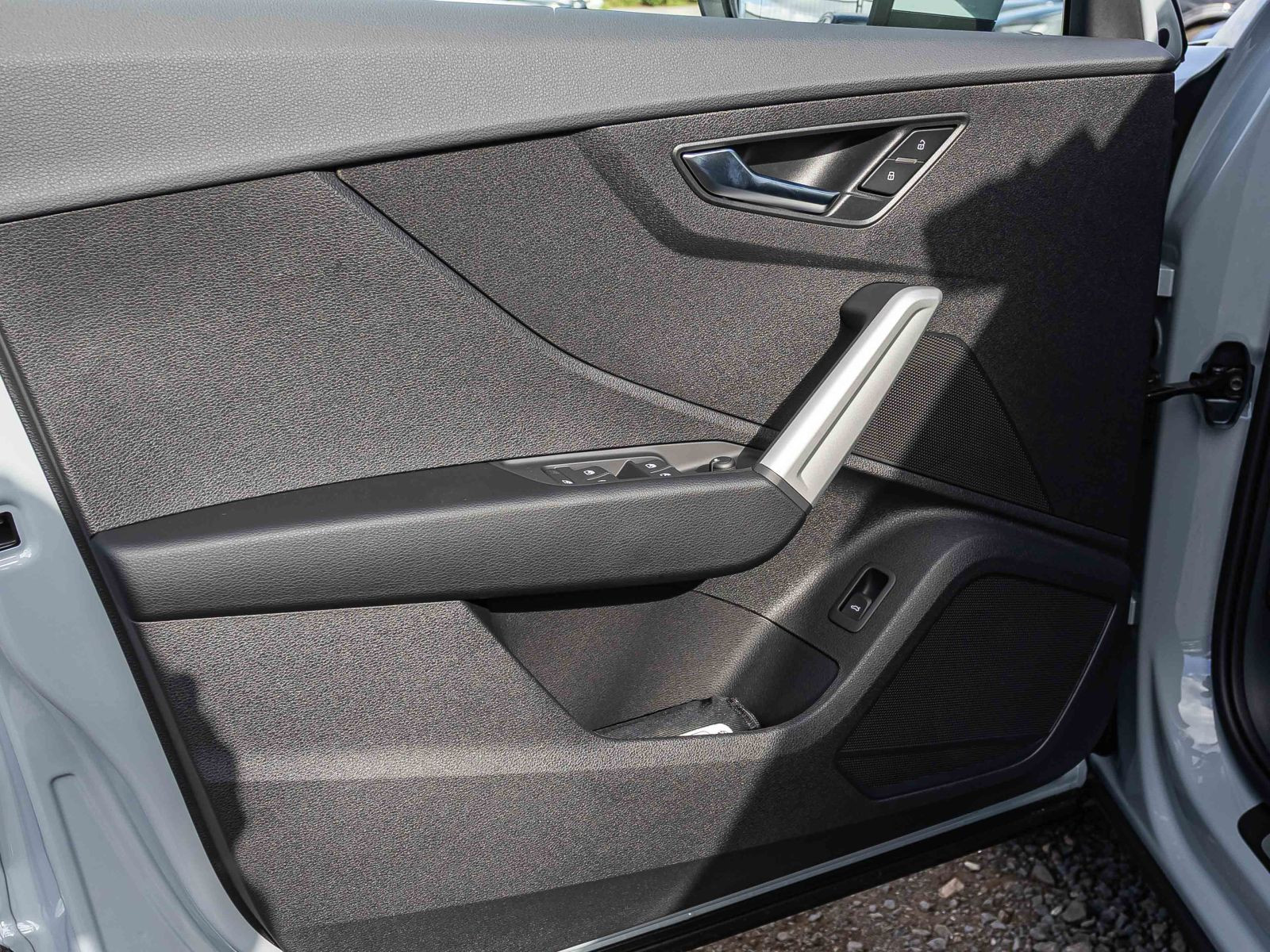 Audi Q2 advanced 35 TFS 150 PS S tronic 18" Assistenz & -Komfort-Paket