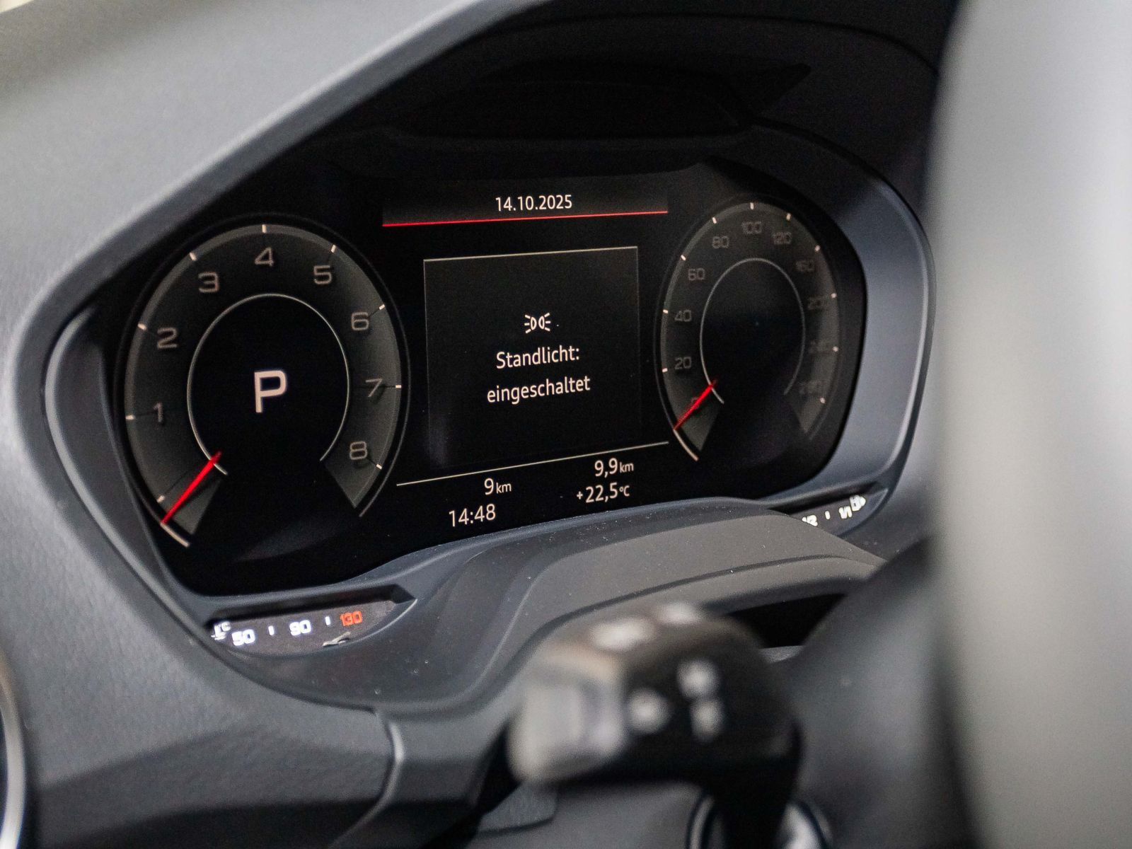 Audi Q2 advanced 35 TFSI 150 S tronic  18" Assistenz & -Komfort-Paket