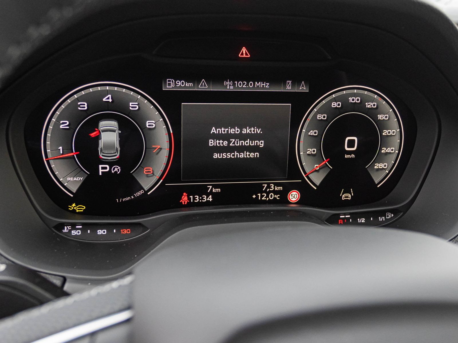 Audi Q2 S line 35 TFSI 150PS S tronic AHK SONOS 19"