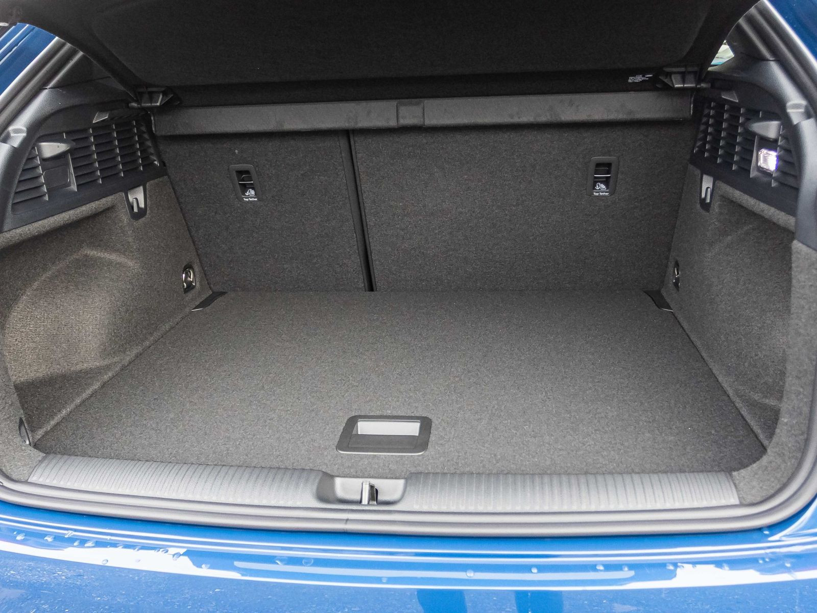 Audi Q2 S line 35 TFSI 150PS S tronic AHK SONOS 19"