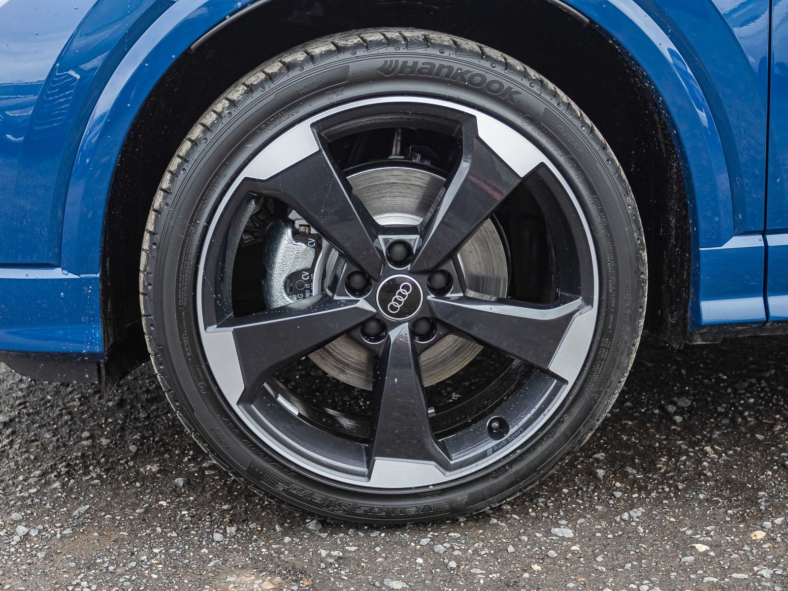 Audi Q2 S line 35 TFSI 150PS S tronic AHK SONOS 19"