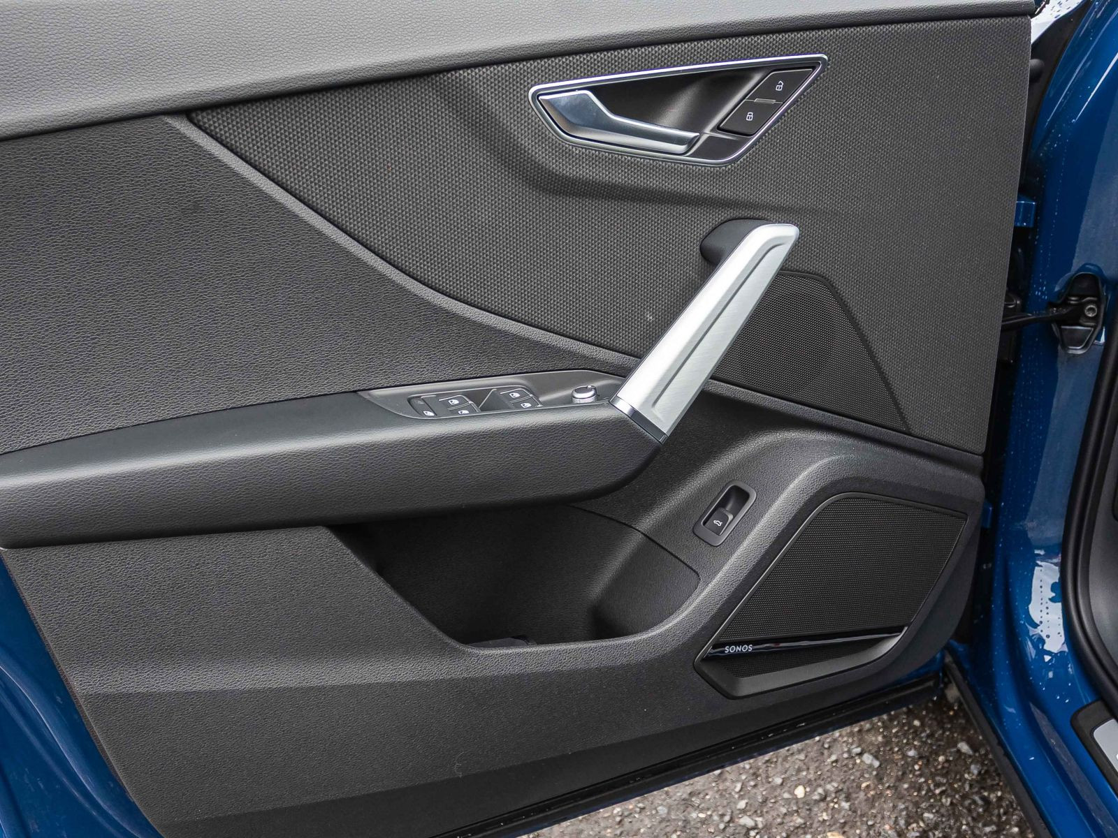 Audi Q2 S line 35 TFSI 150PS S tronic AHK SONOS 19"