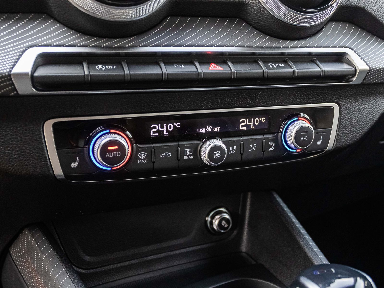 Audi Q2 S line 35 TFSI 150PS S tronic AHK 18" Klima-Komfort-Assistenz-Paket S-Interieur