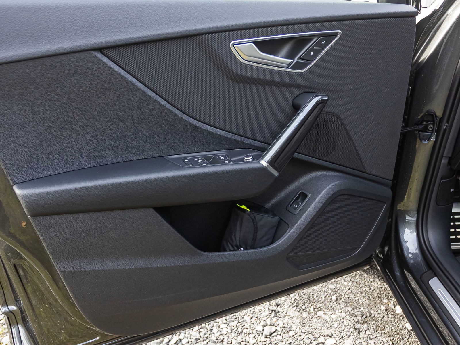 Audi Q2 S line 35 TFSI 150PS S tronic AHK 18" Klima-Komfort-Assistenz-Paket S-Interieur