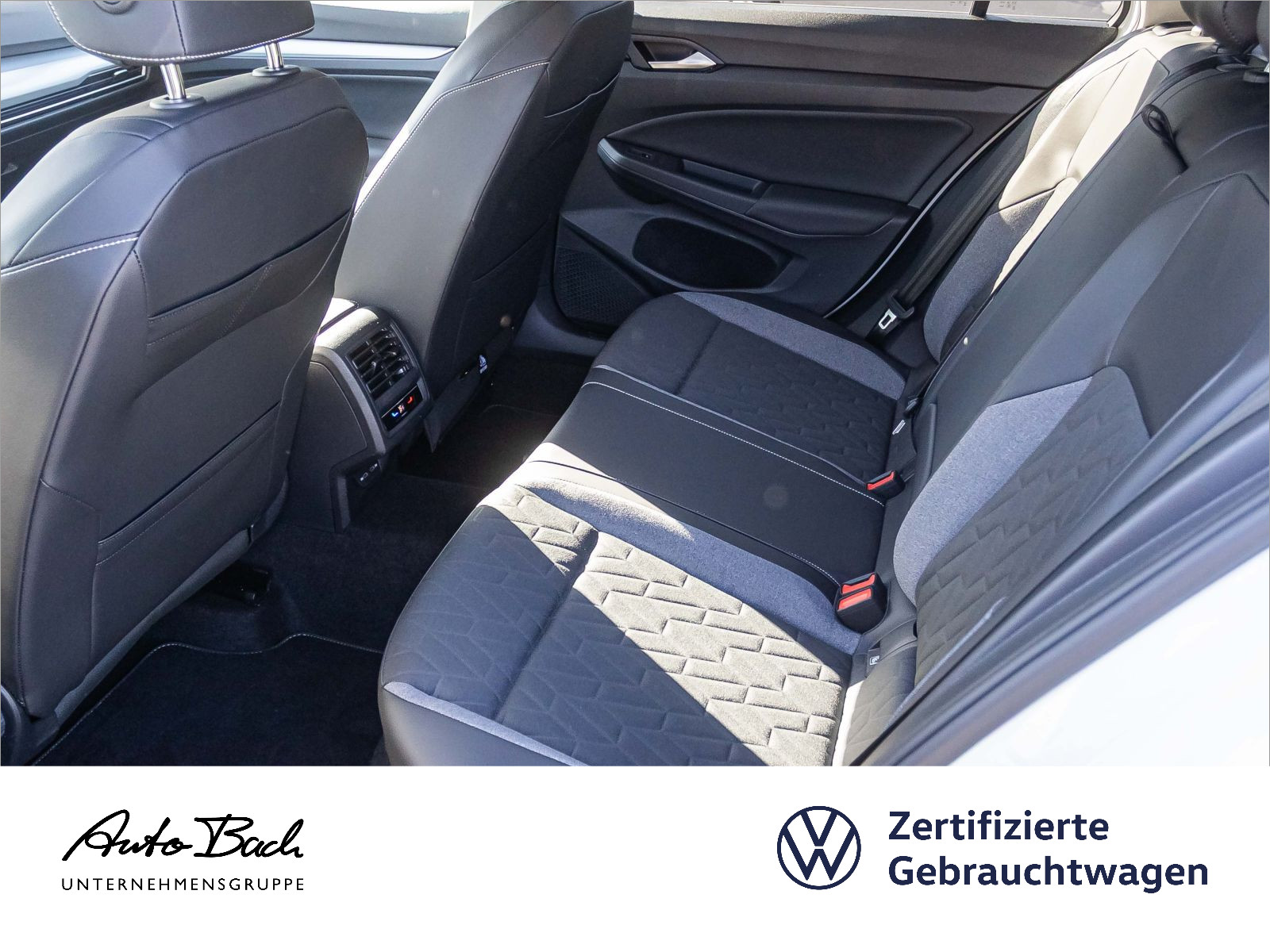 Volkswagen Golf VIII Variant 1.5 TSI GOAL, LED-Matrix, Navi, Rückfahrkamera, App-Connect, ACC
