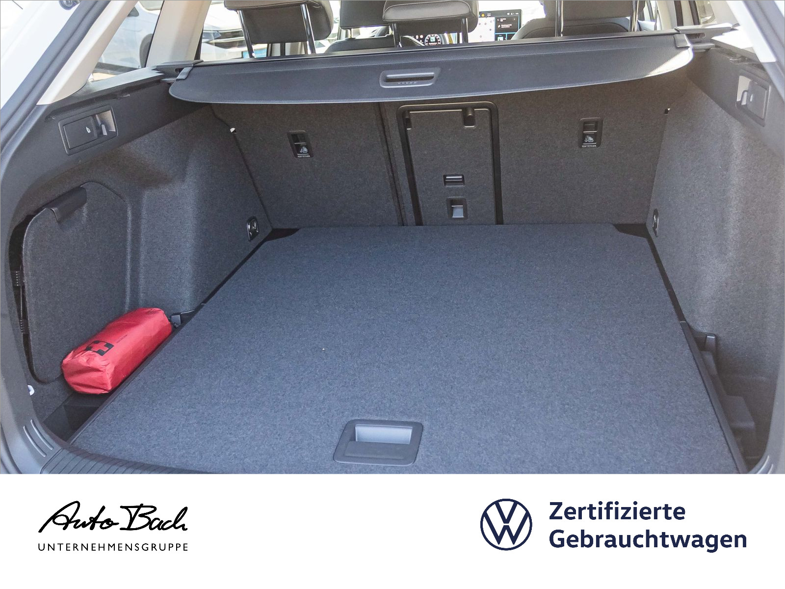 Volkswagen Golf VIII Variant 1.5 TSI GOAL, LED-Matrix, Navi, Rückfahrkamera, App-Connect, ACC