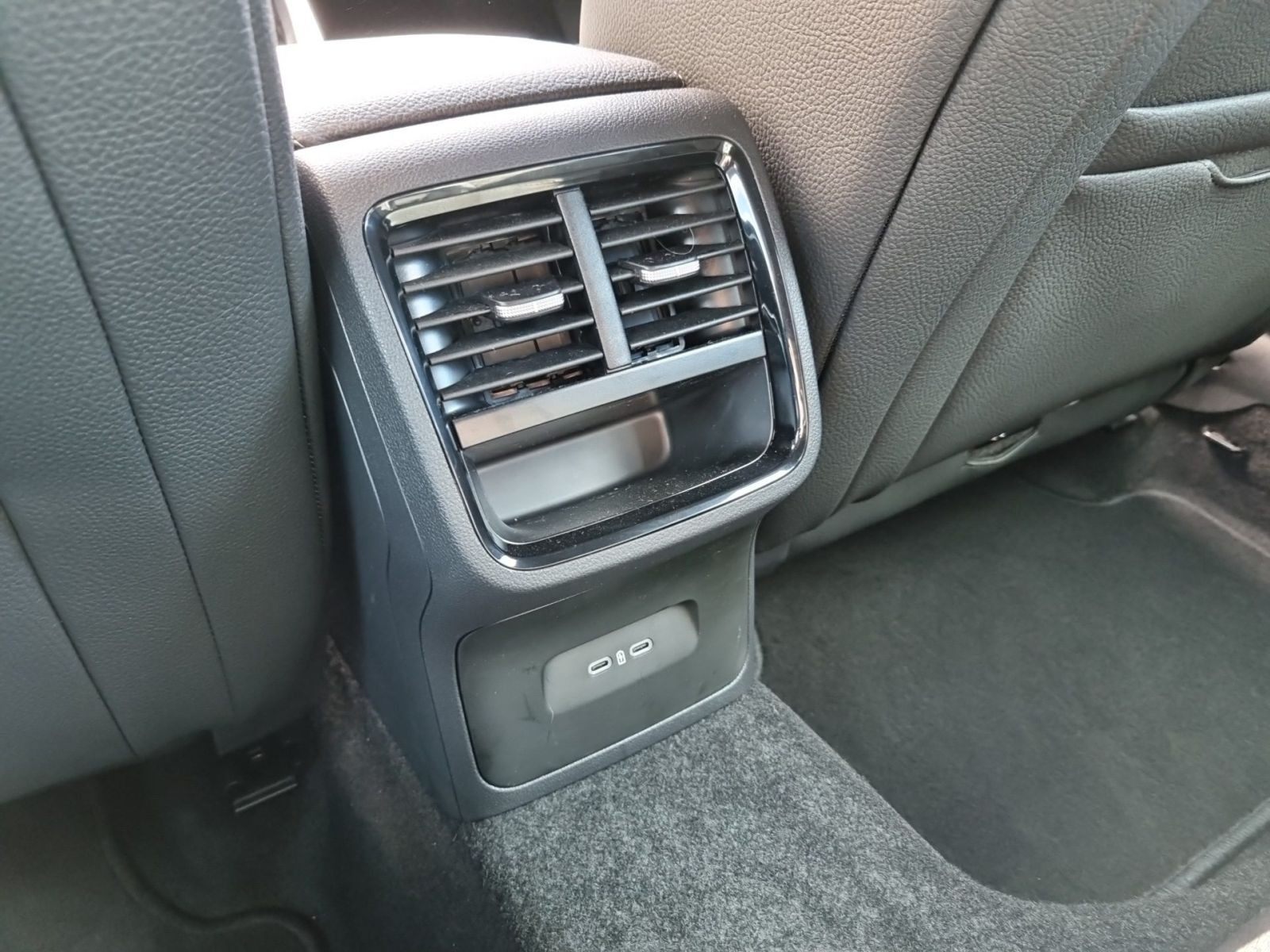 Skoda Octavia Combi 2.0TSI Sportline DSG 4x4 Navi LED