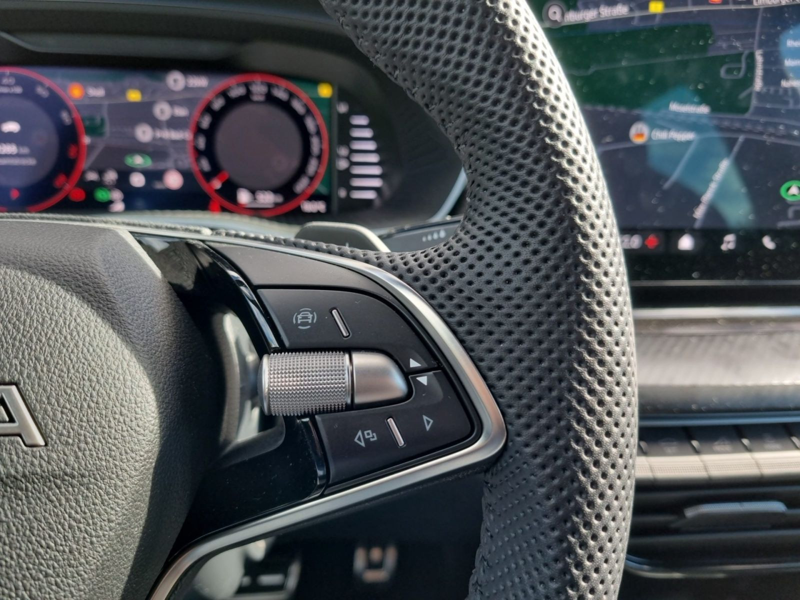 Skoda Octavia Combi 2.0TSI Sportline DSG 4x4 Navi LED