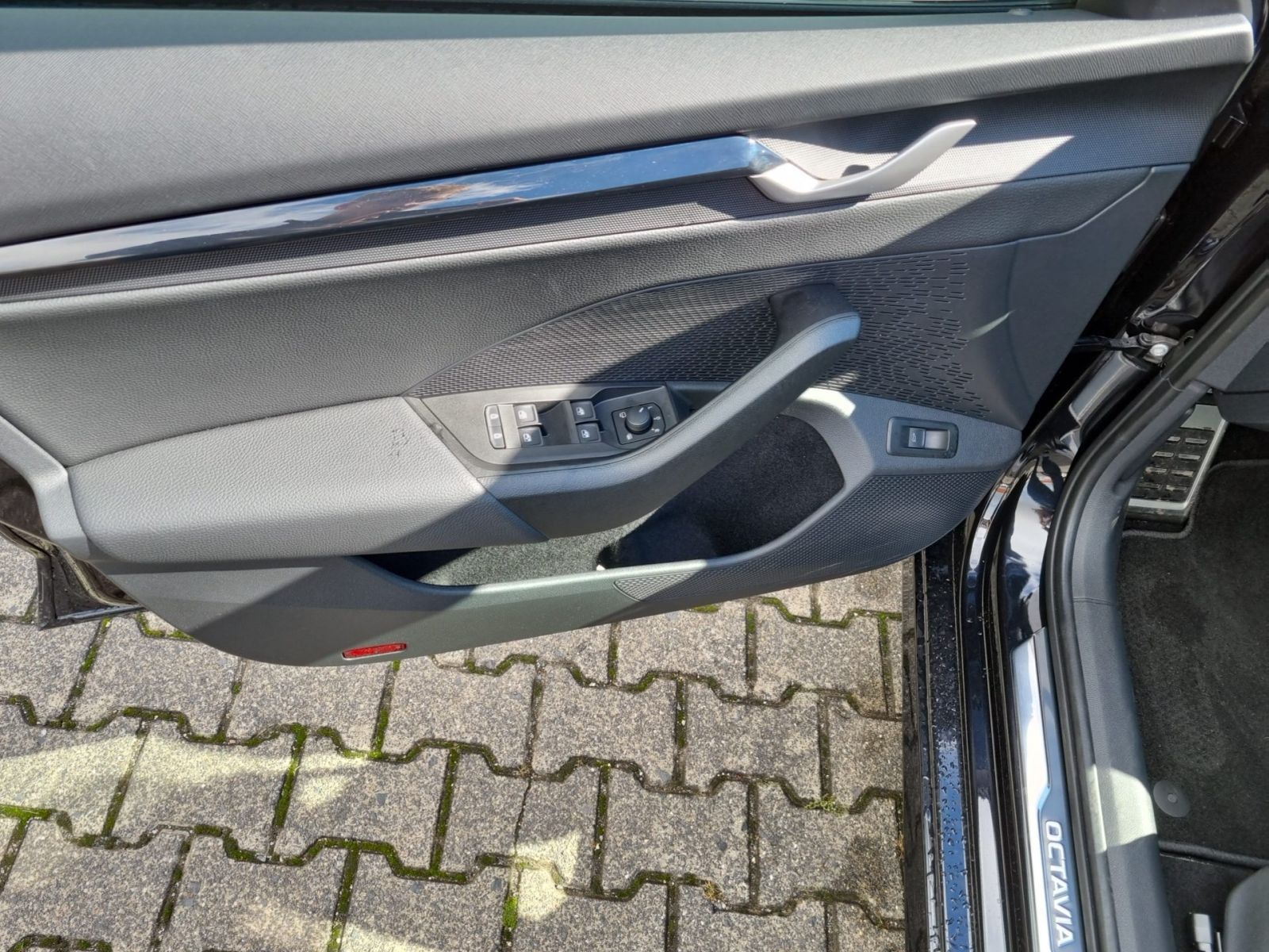 Skoda Octavia Combi 2.0TSI Sportline DSG 4x4 Navi LED