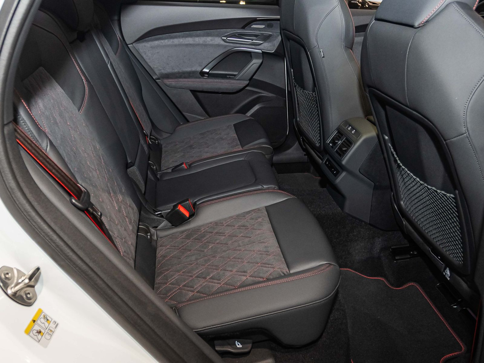 Audi Q5 Sportback e-hybrid quattro 270kW  TECH-Pro AIR AHK Pano MMI-Pro