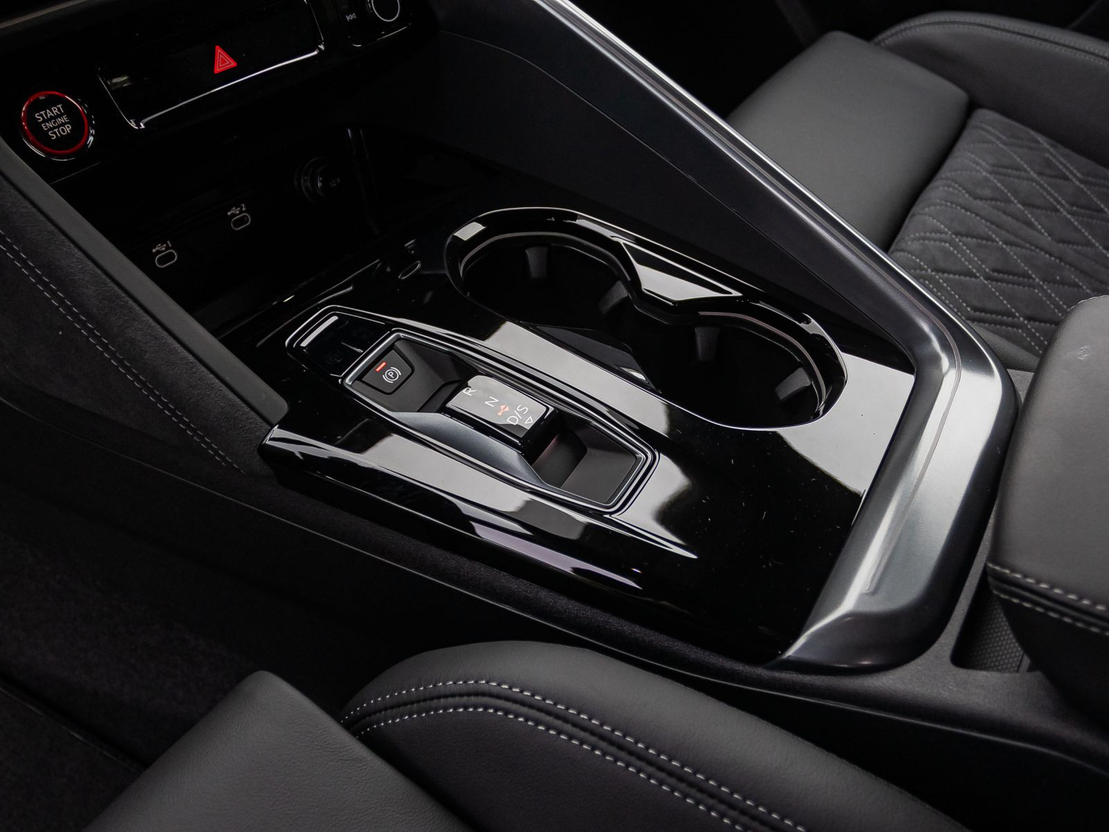 Audi Q5 Sportback S-LINE e-hybrid qu. AHK TECH-PRO Luftfederung MMI-Pro