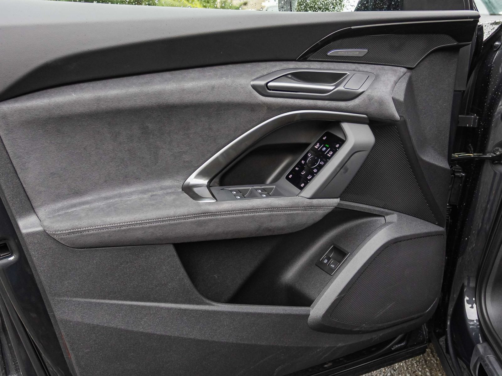 Audi Q5 Sportback S-LINE e-hybrid qu. AHK TECH-PRO Luftfederung MMI-Pro