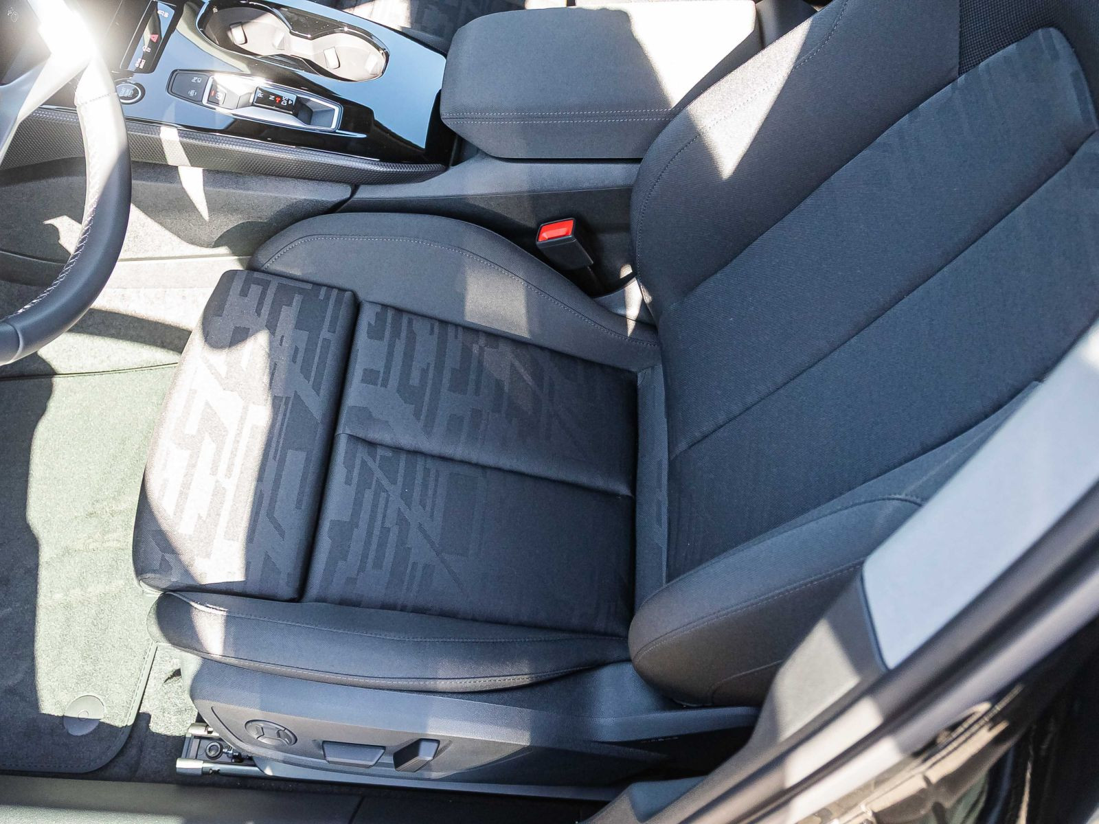 Audi A5 Limousine e-hybrid quattro 220 kW 0,5%  S-Fahrwerk  Tech S-Line 19"