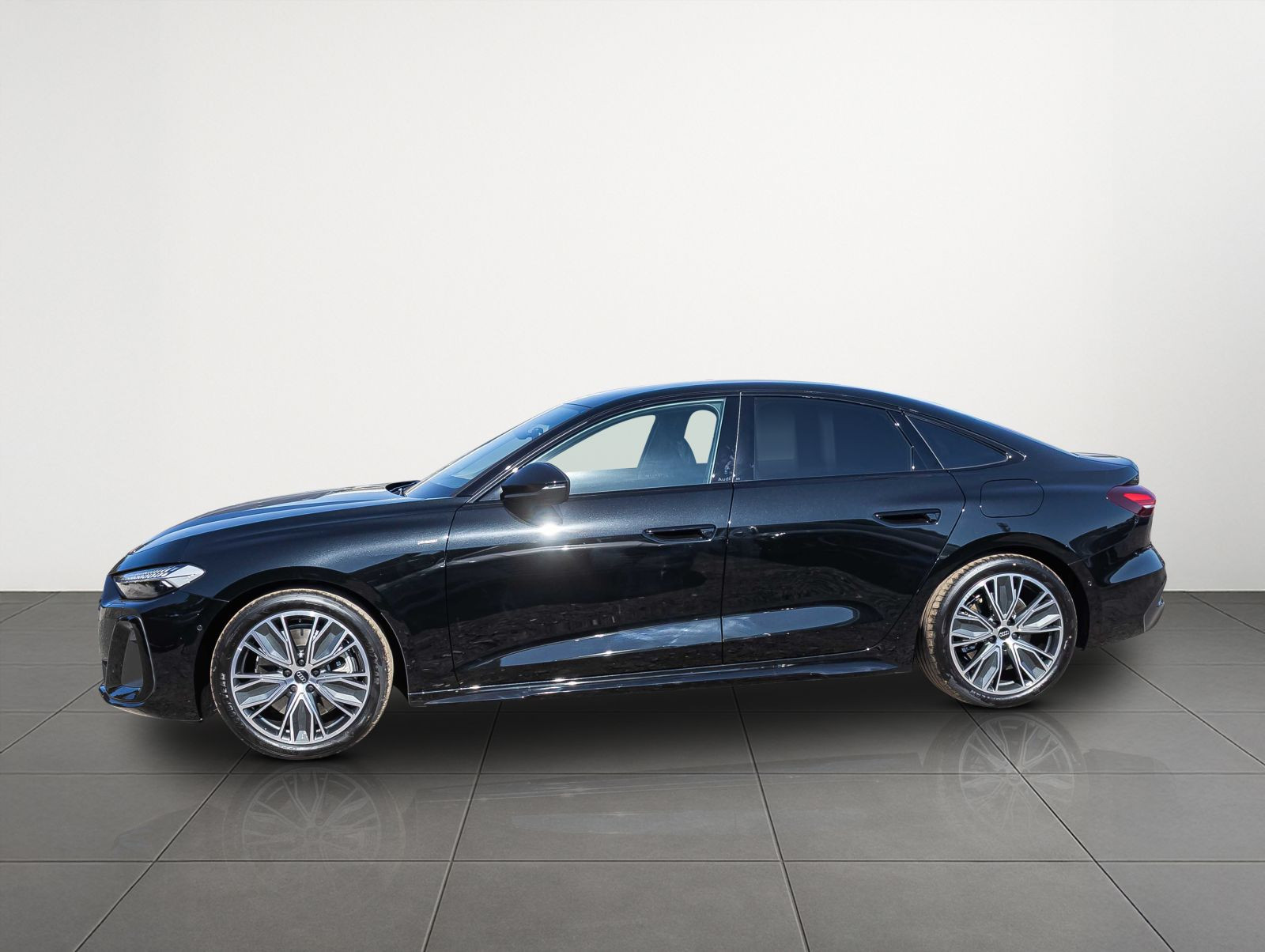 Audi A5 Limousine e-hybrid quattro 220 kW 0,5%  S-Fahrwerk  Tech S-Line 19"