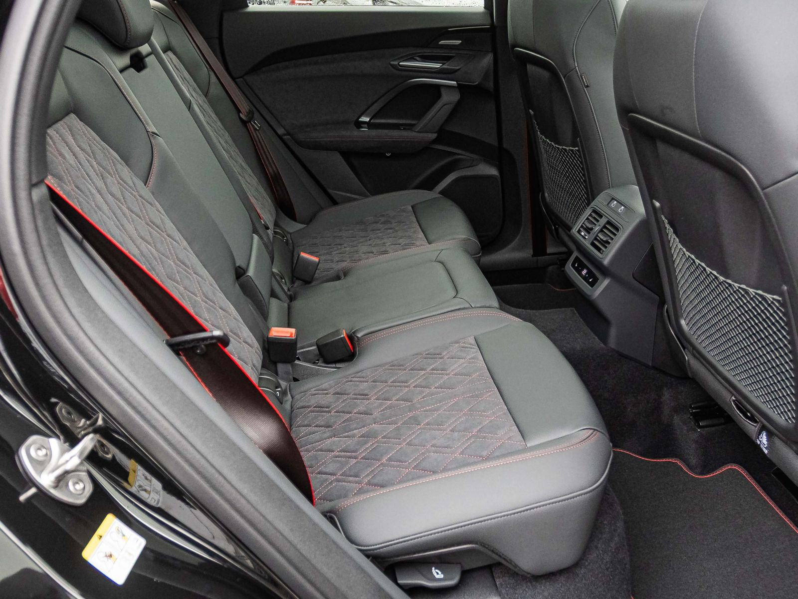 Audi Q5 SUV e-hybrid quattro 270kW S MMI Tech Pro Pano AHK