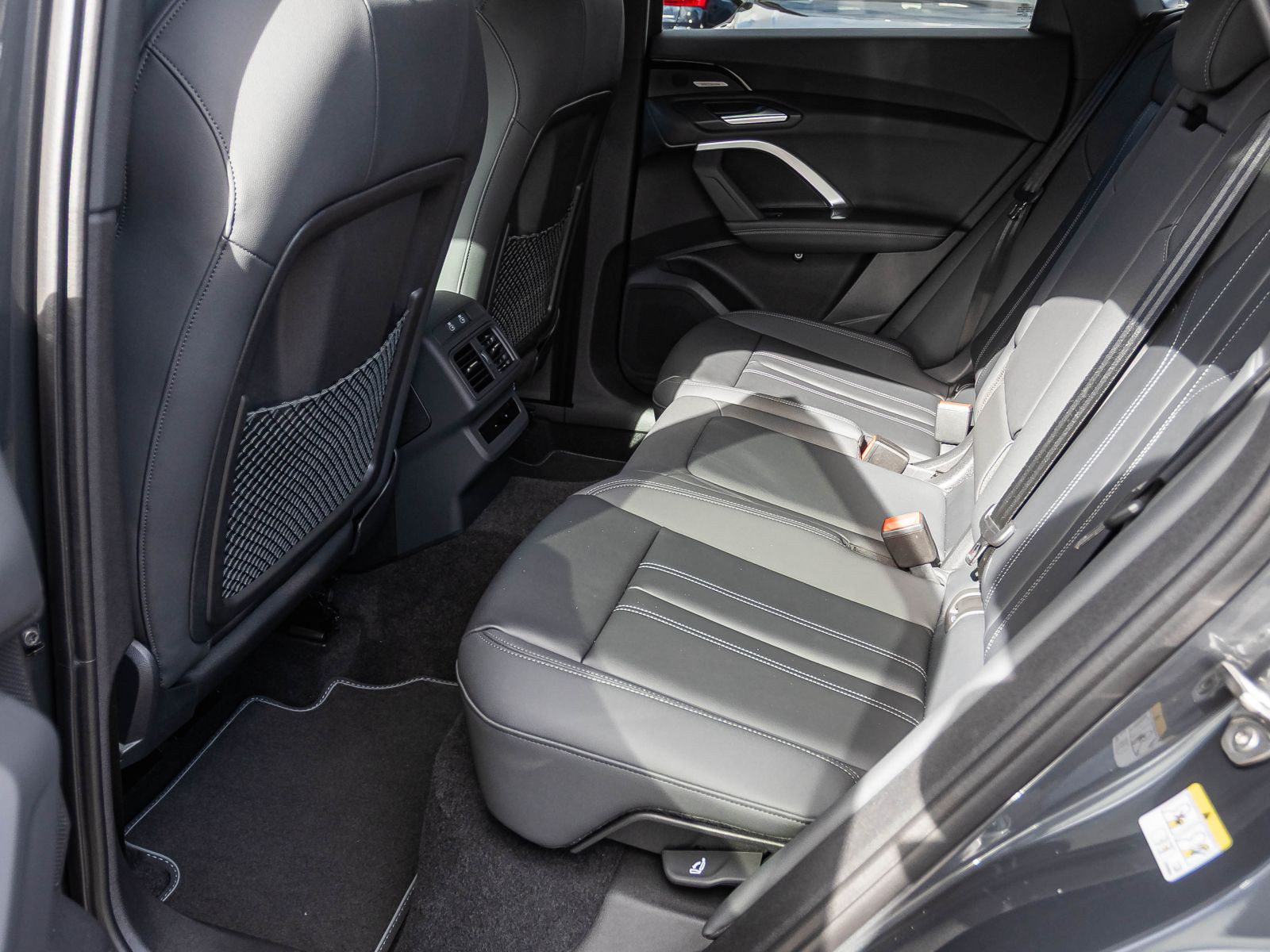 Audi Q5 SUV e-hybrid quattro 220kW  Tech-Plus MMI-pro AHK 0,5%