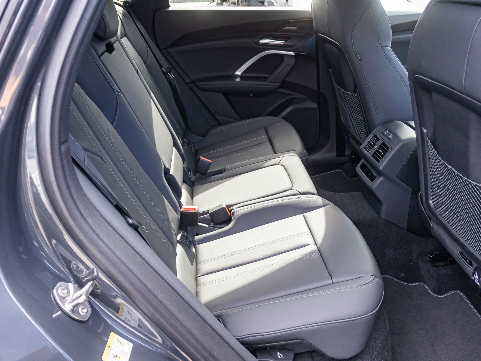 Audi Q5 SUV e-hybrid quattro 220kW  Tech-Plus MMI-pro AHK 0,5%