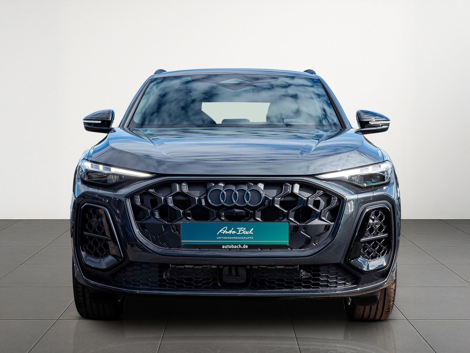 Audi Q5 SUV e-hybrid quattro 220kW  Tech-Plus MMI-pro AHK 0,5%
