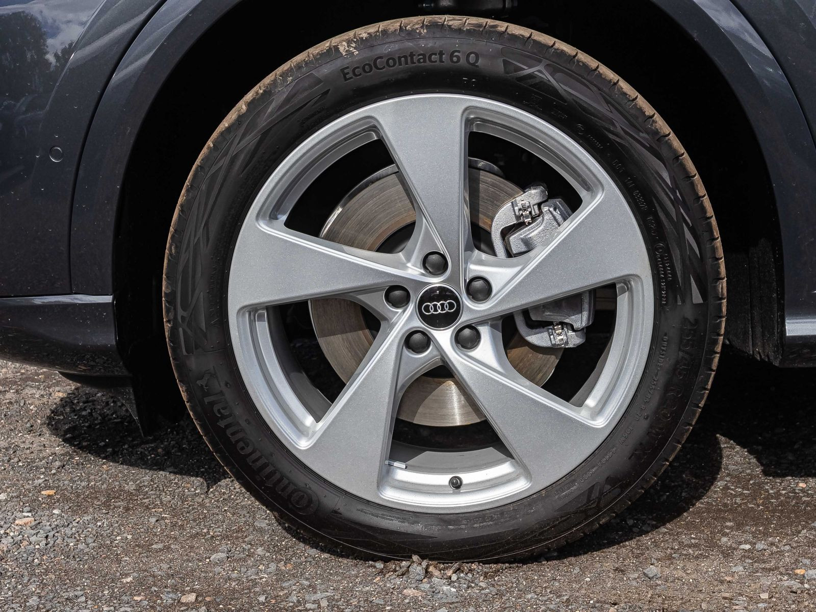 Audi Q5 SUV e-hybrid quattro 220kW  Tech-Plus MMI-pro AHK 0,5%