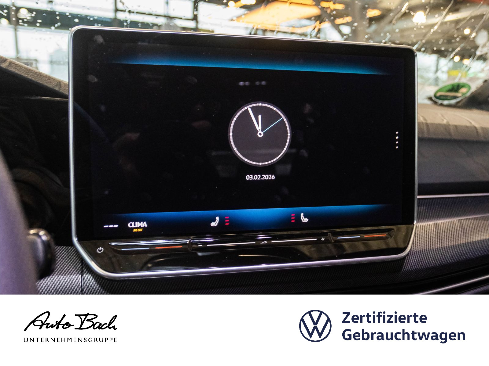 Volkswagen Golf Variant R-Line 2.0TDI DSG Navi LED HuD ACC AHK